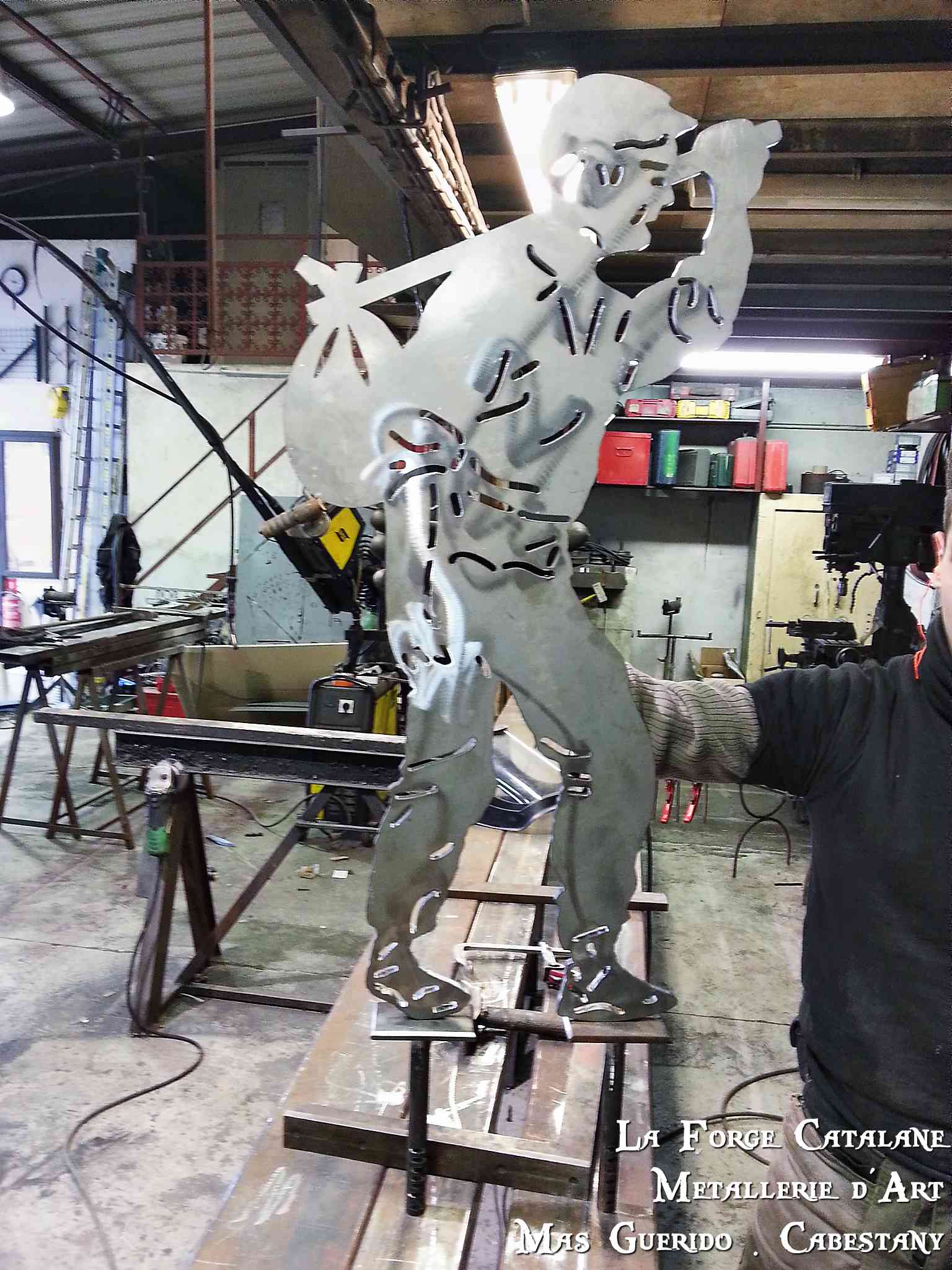 retirada banyuls mer en decoupe laser forge catalane.jpg